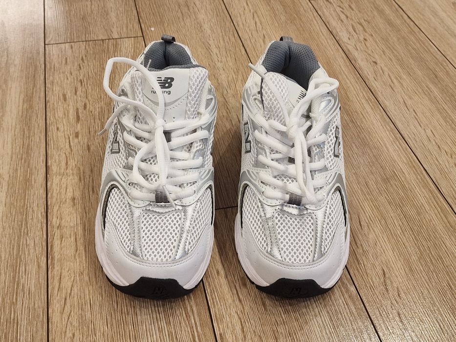 Маратонки New balance