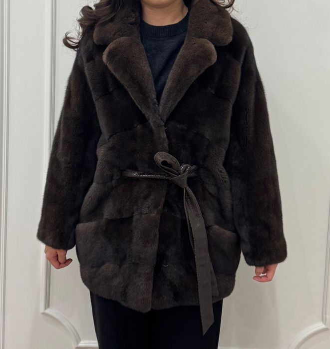 Норковая шуба (Греция) покупали за 1 млн