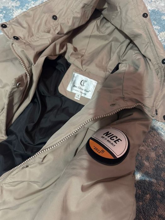 Продам женскую куртку