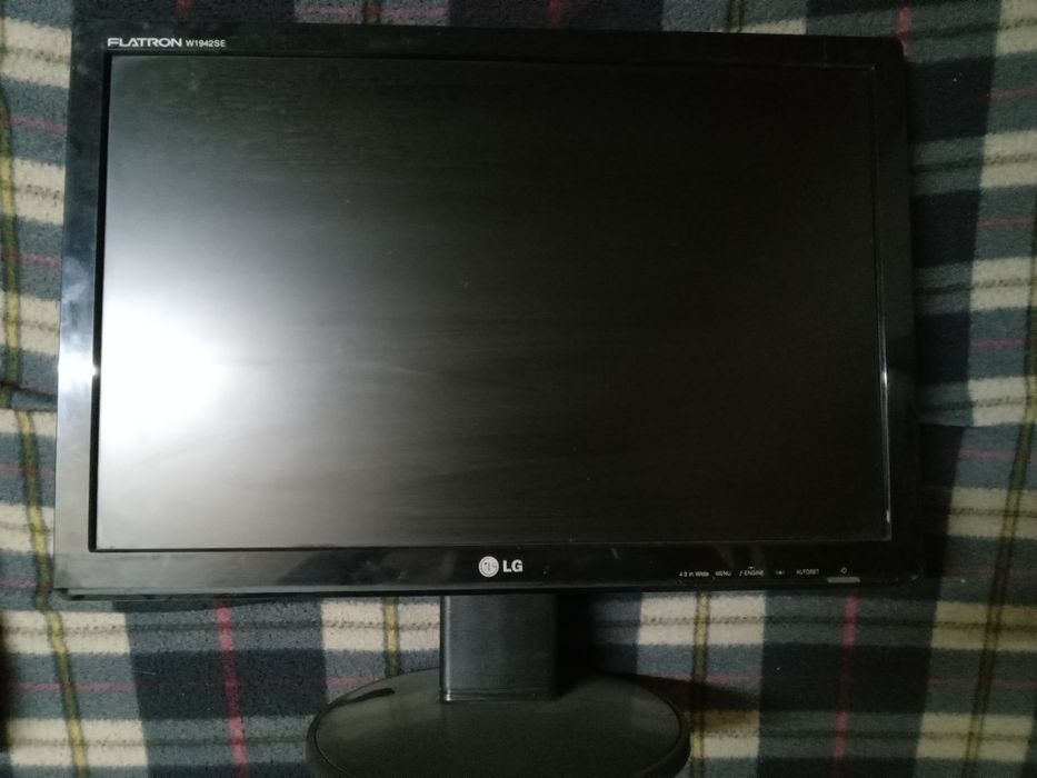 Монитор для пк  LG