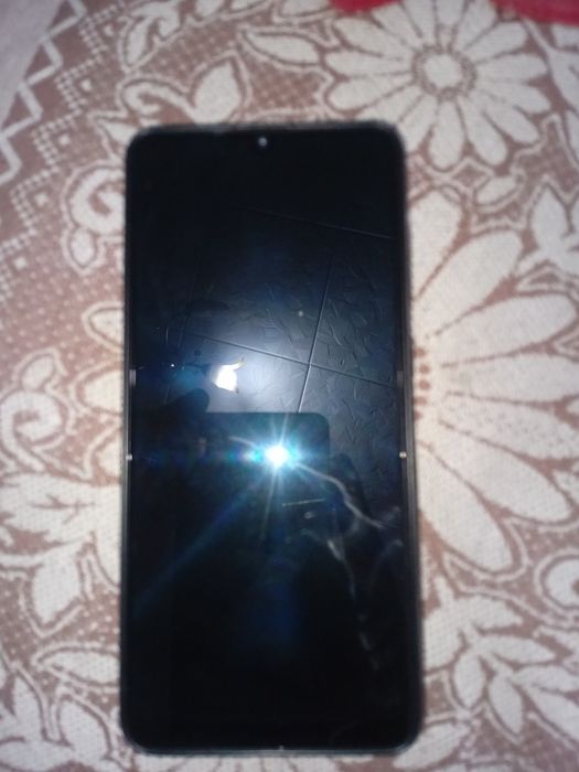 Продам самсунг А31 или обмен на самсунг  А51