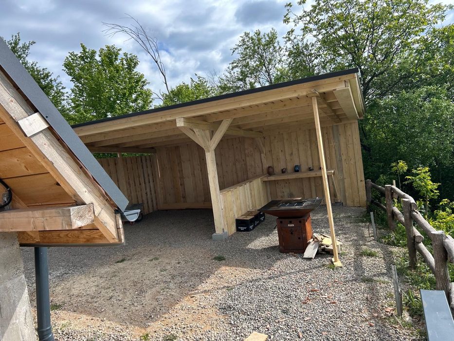 Vand casa tip cabana