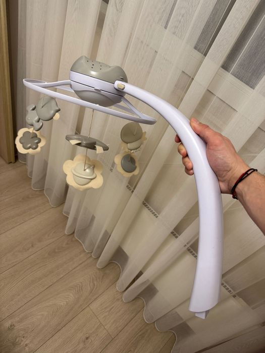 Въртележка за кошара електрическа