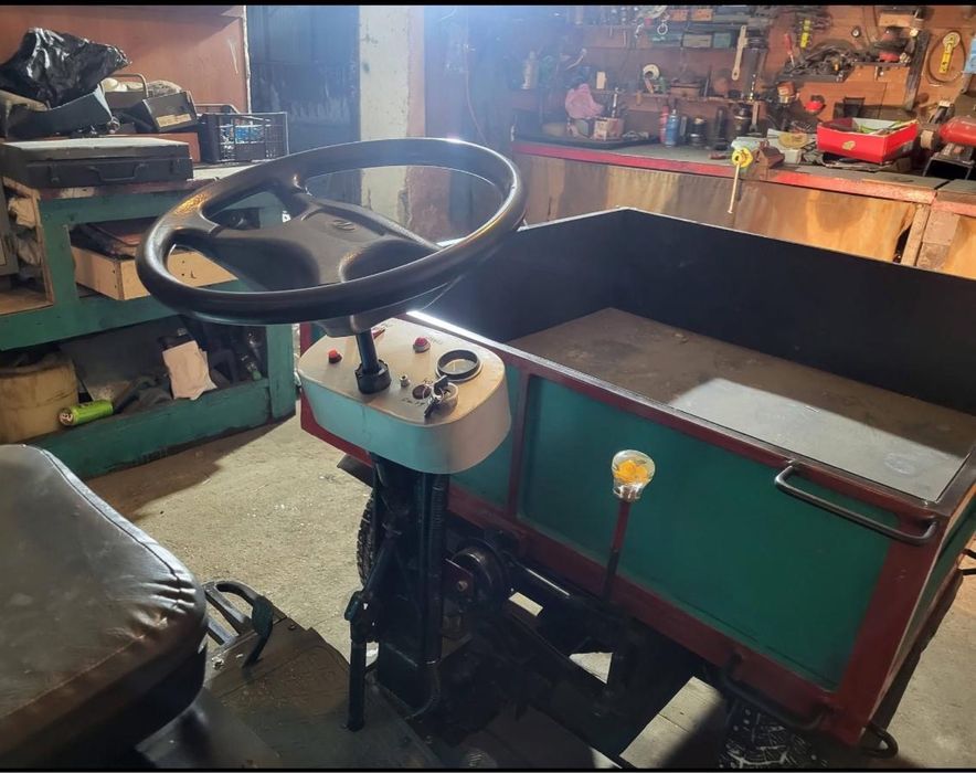 Продам самодельный трактор 16 лошадийных сил