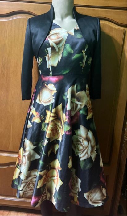 Rochie eleganta neagra  din satin