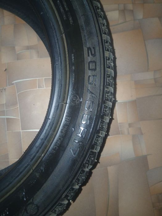 Продам зимнею резину 205х55х17
