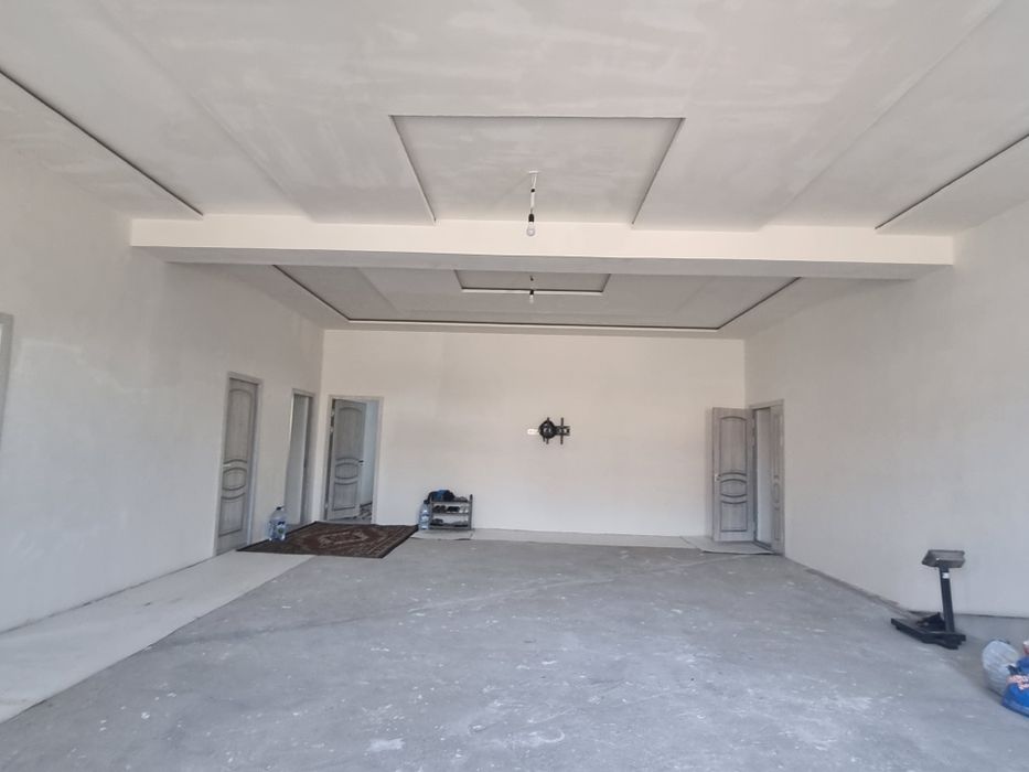 Srochna Surumda hovli sotiladi