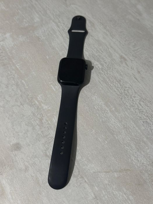 Apple Watch se (Райымбека 239/2)