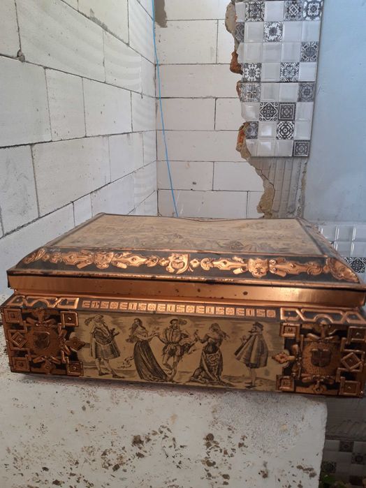 Vand obiecte de colecție
