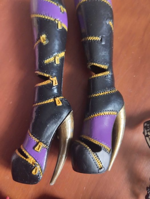 Аксессуары для Монстр хай