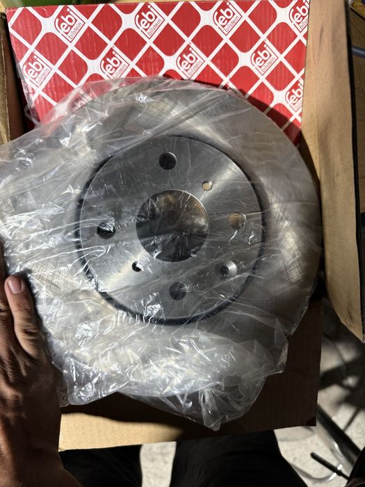 Set placute, discuri citroen c1,peugeot 107 ,toyota aygo