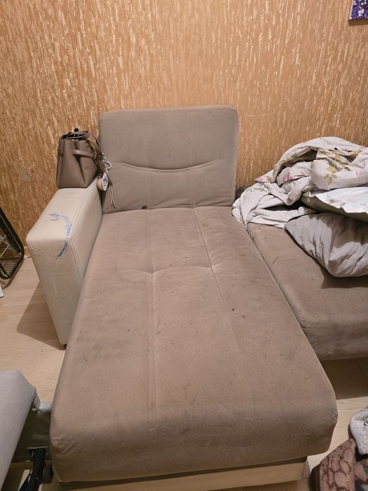 Отдам диван даром