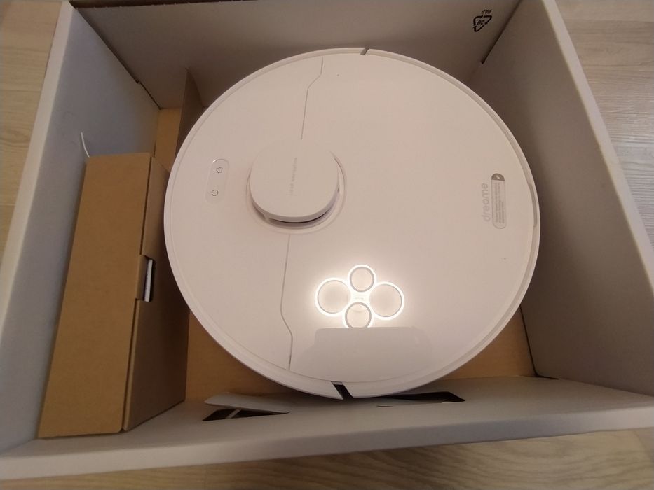 Продам робот пылесос-DreameBot F9pro