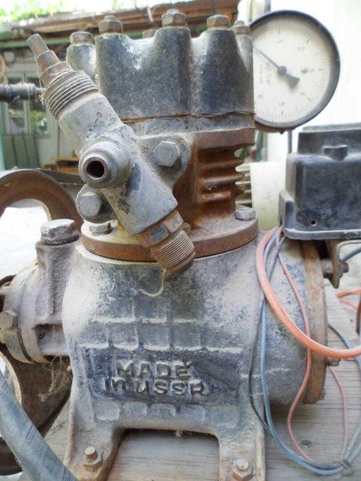 Продам компрессор