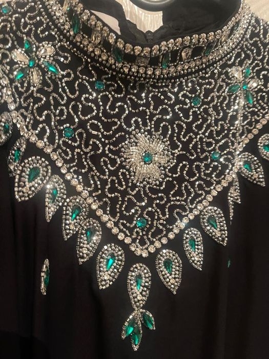 Продаю платье срочно