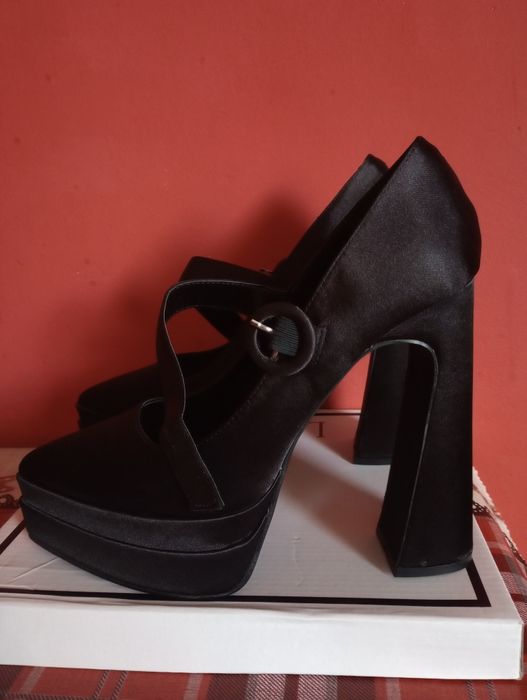 Черни обувки от плат 40 номер