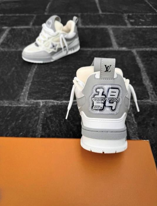 Louis Vuitton Skate Grey