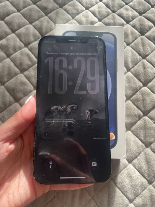 Айфон 12 продам