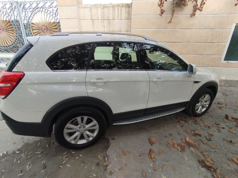 Chevrolet Captiva 4