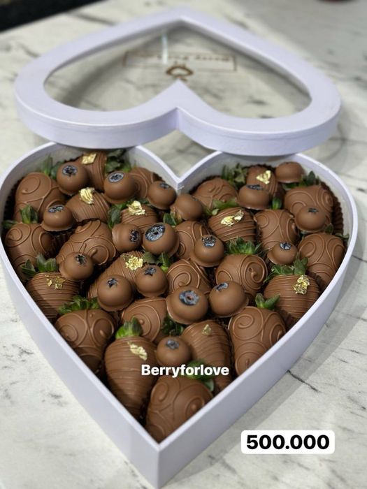 Клубника в шоколаде Best