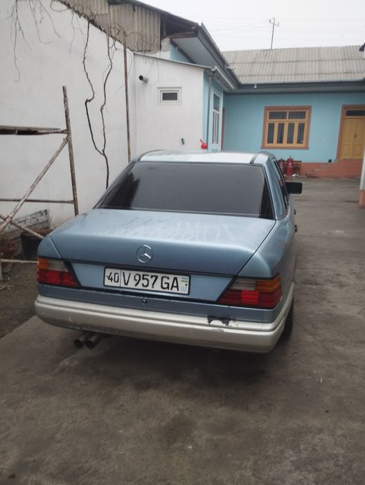 Mercedes benz w124