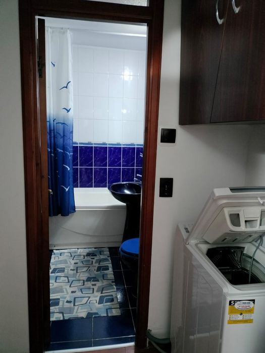 Închiriez apartament semidecomandat cu 2 camere