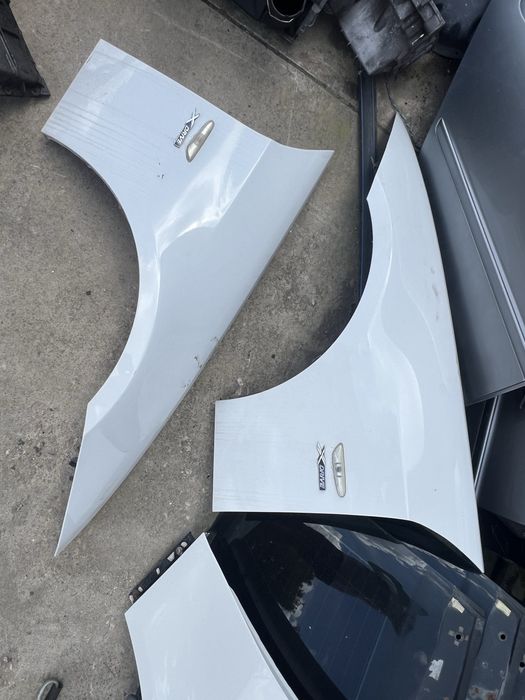 Калници ляв десен BMW E90 E91