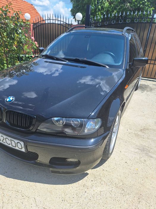 Am de vânzare un bmw e46