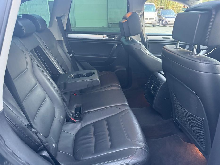 Vw Touareg 3.0TDI  245CP