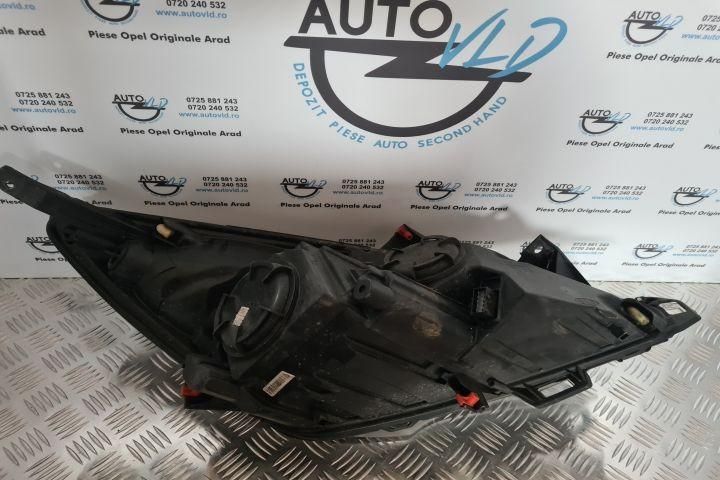 Far stanga LED Opel Meriva B facelift