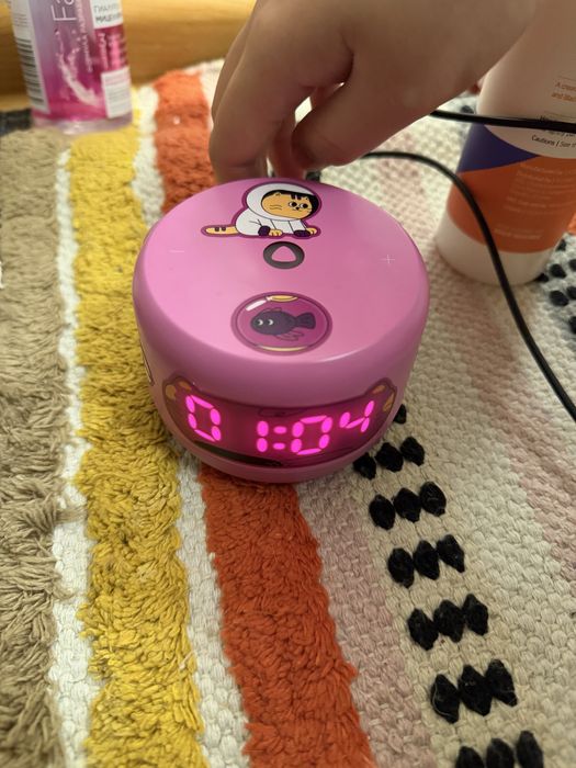 Продается станция Алиса имеется свой адаптер