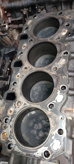 Toyota Prado 1KZ  Блок двигателя