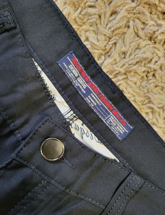 Продам школьные брюки