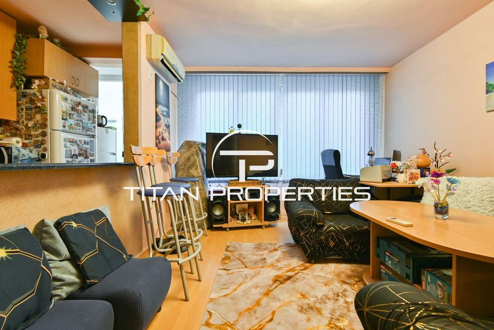 Тристаен за продажба в кв. Стрелбище