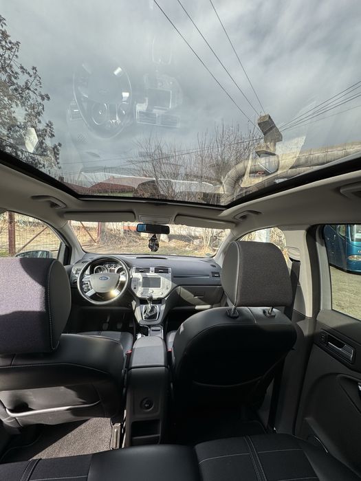 Vand Ford Kuga , titanium S