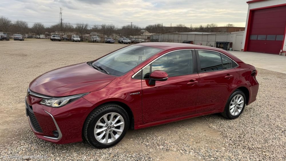Toyota Corolla Hybrid 1.8 – Revizii reprezentanta, 103.000 km
