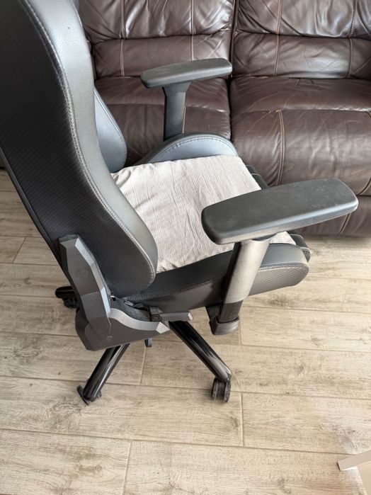 Oversteel Gaming chair