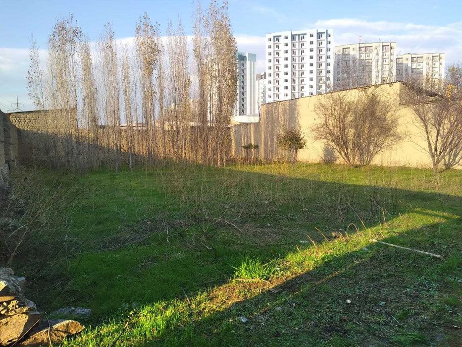 Jizzax shahri Olmazor MFY da 6 sotix yer sotiladi