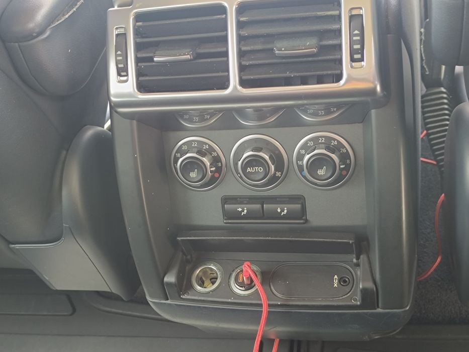Продам автомобиль Range Rover