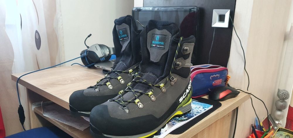 Bocanci de iarna Scarpa Manta Tech gtx