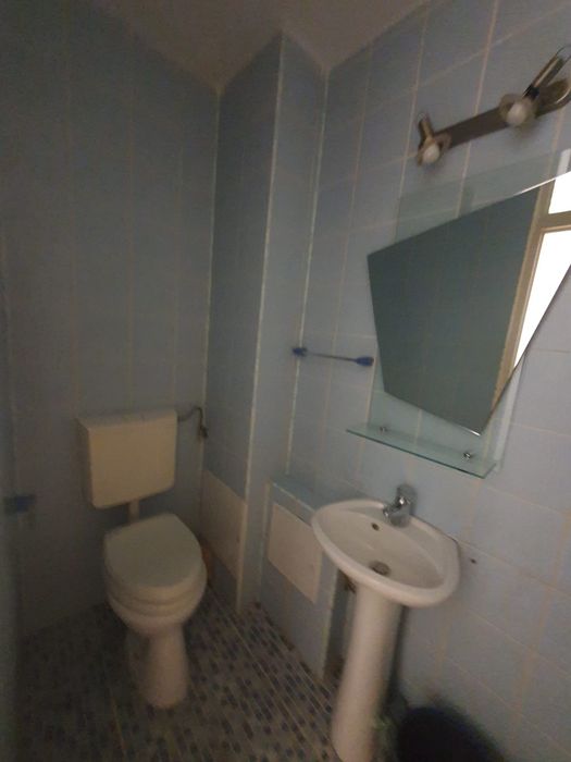 Închiriez ap.2 camere metrou Gorjului