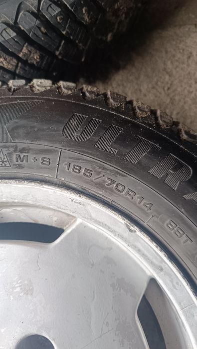 Колеса в сборе от Ауди 80 б3