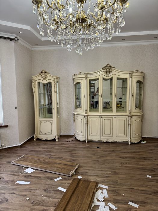 Продам стенку в идеалнов состояние