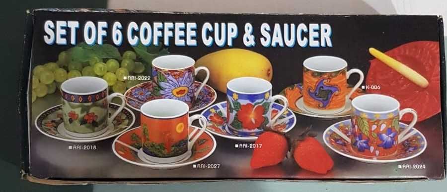 Set de 6 cani espresso cu farfurioara