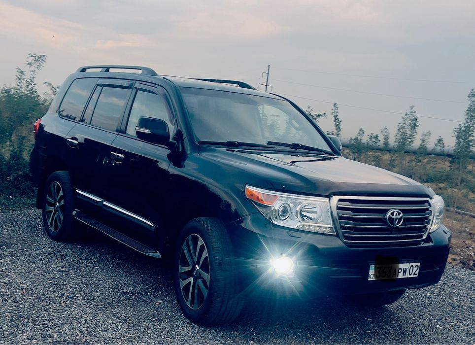 Продам Ленд Крузер 200.