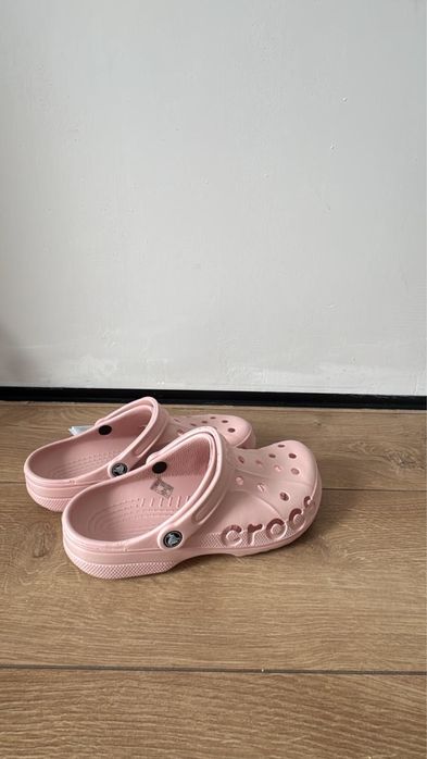 Обувь кроксы crocs