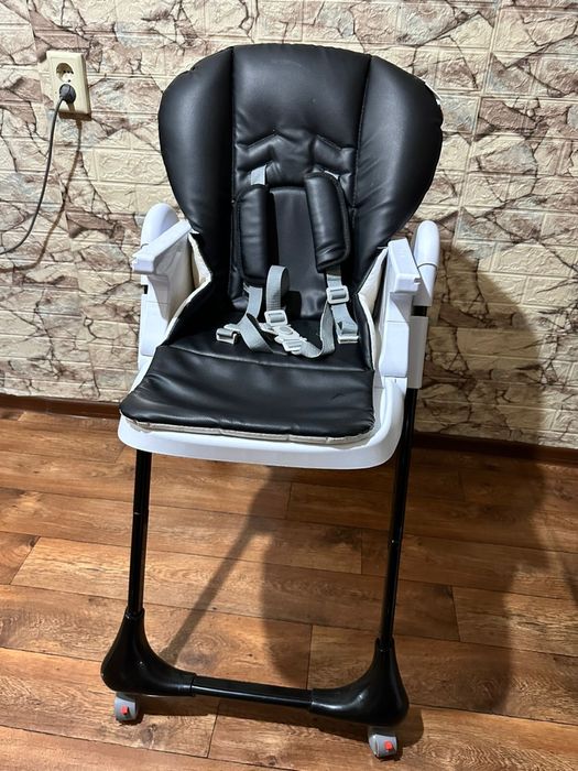 Детское кресло в отличном состоянии