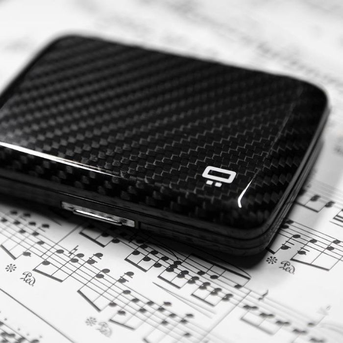 Частична разпродажба. Портмонета със защита от кражба Ogon Designs