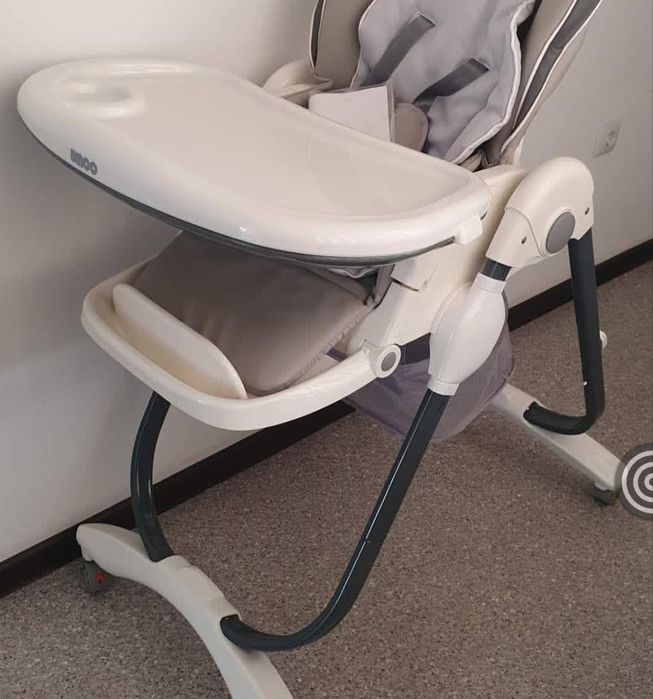 Детский стульчик для кормления