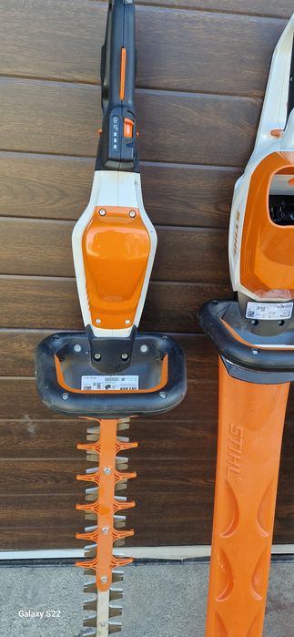 Stihl foarfeca de tuns gard viu pe acumulator